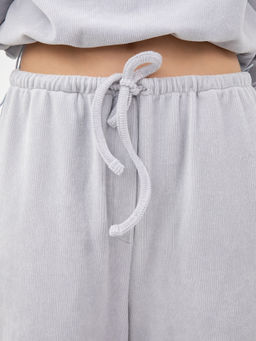 Брюки женские вельветовые в светло-сером цвете