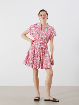 Ka??k Yaka ?i?ekli Pileli Elbise