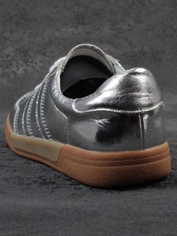 03-B6C-7C GREY/SILVER Кеды женские (натуральная кожа)