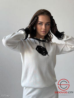 Женский костюм двойка с юбкой