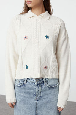 Tas Yumusak Dokulu Gul Detayl? Sac Orgu Triko Kazak TWOAW25KZ00164 - Trendyolmilla фото 3