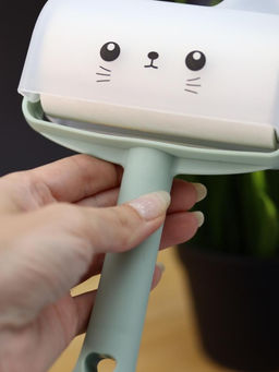 Ролик для чистки одежды в футляре "Cute blue cat", 10 см*60 листов