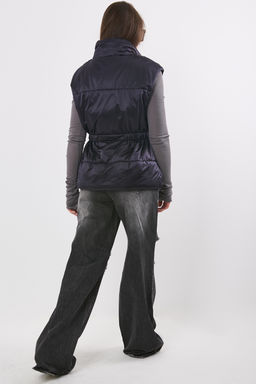 Жилет утепленный из плащевой ткани темно-синий