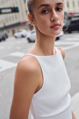 TOP HALTER PUNTO RIB / Blanco - Zara фото 3