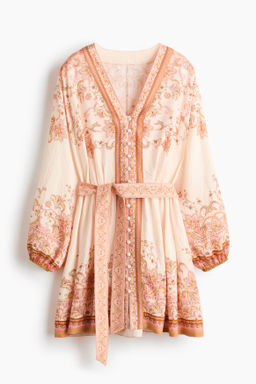 Loose-fit tie-belt dress