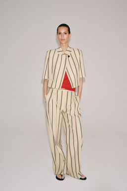 PANTAL?N PLIEGUES RAYAS ZW COLLECTION / Beige