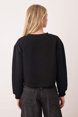 Ekru Kal?n Ici Polarl? Bisiklet Yaka Crop Orme Sweatshirt TWOAW26SW00093 - Trendyolmilla фото 8