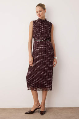 Kahverengi Kemerli Puantiyeli Kemerli Midi Dokuma Elbise TWOAW26EL00295