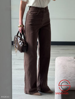 Джинсы с высокой посадкой