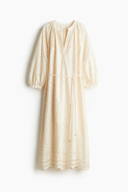 Vestido con bordado ingl?s y cintur?n de anudar