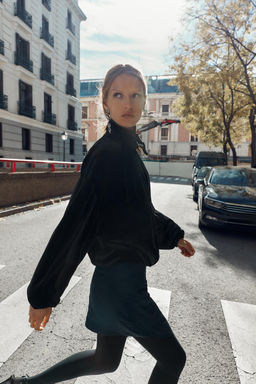 VELVET BOMBER JACKET - Zara фото 4