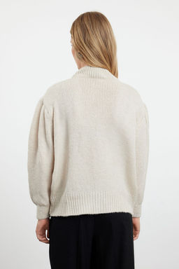 Tas Yumusak Dokulu Mucevher Dugmeli Ceket Gorunumlu Triko H?rka TWOAW21HI0034