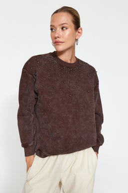 TRENDYOLMILLA Antrasit Eskitme/Soluk Efektli Kal?n Ici Polarl? Inci Detayl? Regular Orme Sweatshirt TWOAW24SW00152  фото 4