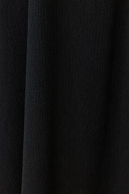 Siyah Ayarlanabilir Ask?l? A-Line Burumcuk/Dokulu Orme Maxi Elbise TWOSS24EL00060