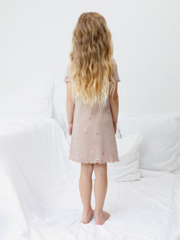 К 1180/бежевый,пикник на полянке сорочка ночная для дев