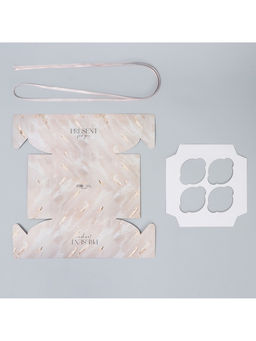 Цена за 4 шт. Коробка для капкейка, кондитерская упаковка, 4 ячейки «Нюд», 16 х 16 х 10 см