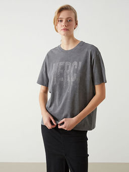Bisiklet Yaka Ta?l? Oversize Kad?n Ti??rt