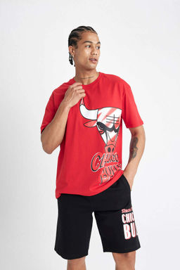 DeFactoFit Футболка свободного кроя с круглым вырезом и короткими рукавами NBA Chicago Bulls
