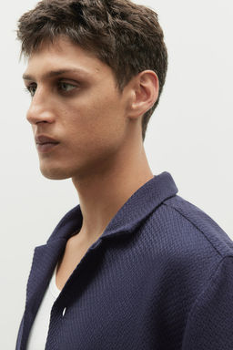 Camisa resort con textura Regular Fit - H&m фото 4