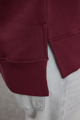 TRENDYOLMILLA Bordo Kal?n Ici Polarl? Bisiklet Yaka Regular/Normal Kal?p Basic Orme Sweatshirt TWOAW25SW00169  фото 4