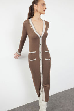 TRENDYOLMILLA Siyah Maxi Triko Renk Bloklu Elbise TWOAW24EL00017 фото 10