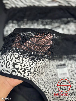 Женские трусы слипы с кружевом