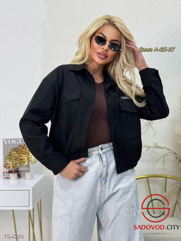 Женская рубашка на пуговицах