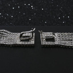 Серьги висячие со стразами «Голливуд» ромб полый, цвет белый в серебре, 7,5см