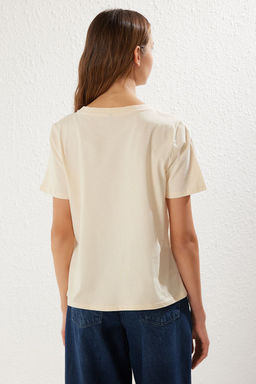 TRENDYOLMILLA Siyah-Beyaz %100 Pamuk 2li Paket Basic V Yaka Orme T-Shirt TWOSS23TS00002 фото 3