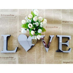 Зеркало настенное LOVE, на клеевой основе, акриловое, размер буквы 8×10 см