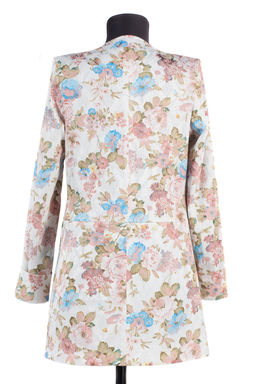 Ветровка жакет