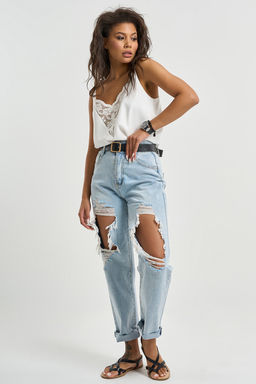 Топ базовый с кружевом на тонких бретелях белый