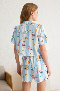 Trendyolmilla Kad?n Mini Me/Anne K?z Ac?k Mavi Eglence Desenli Viskon Sortlu Dokuma Pijama Tak?m? THMSS22PT0069 фото 7
