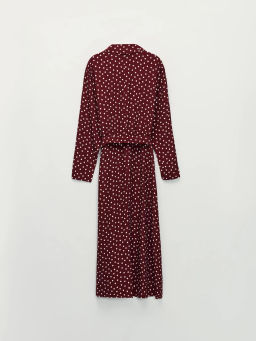 Приталенное платье с принтом в горошек / Zarina