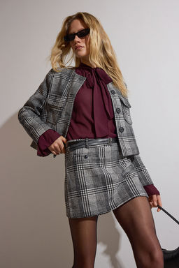 Limited Edition Siyah Beyaz Ekoseli Sort & Bermuda TWOAW26SR00030 - Trendyolmilla фото 2