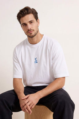 Beyaz Oversize/Genis Kesim Tavsan Nak?sl? %100 Pamuklu T-Shirt TMNSS23TS00243