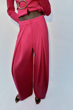 PANTAL?N ANCHO PLIEGUES / Fucsia