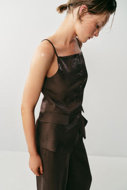 CHALECO EFECTO BRILLO / Marr?n - Zara фото 5