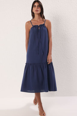 Trendyolmilla Ekru Genis Kesim Baglama Detayl? Midi Muslin Dokuma Elbise TWOSS25EL00718