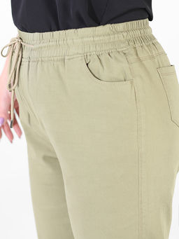 Зеленые брюки на круговой резинке летние большие - Almond фото 3