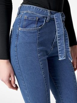 Джинсы зауженные к низу женские синего цвета 880S - Mtforce фото 11