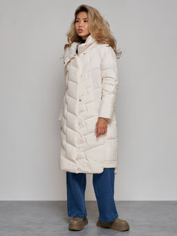 Пальто утепленное молодежное зимнее женское бежевого цвета 52355B - Holdluck фото 4