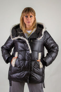 Зимняя куртка с меховой отделкой арт.2813