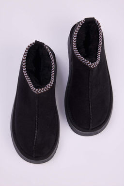 Siyah Nak?s Detayl? Ici Kurklu Kal?n Taban Kad?n Bilekte Bot TAKAW26BO00003