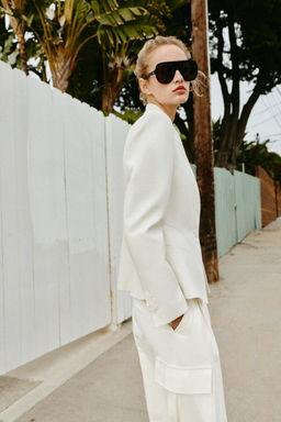 BLAZER ENTALLADA HOMBRERAS / Crudo - Zara фото 13