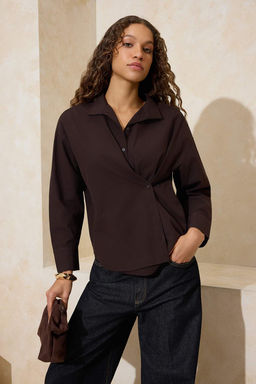 Trendyol Studio Beyaz Ayarlanabilir Oversize Asimetrik Pamuklu Poplin Gomlek TWOAW26GO00106