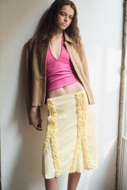 BLAZER ENTALLADA PIEL 100% / Piedra - Zara фото 2