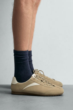 LEATHER TRAINERS