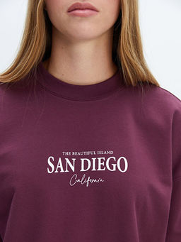 Bisiklet Yaka Bask?l? Oversize Kad?n Sweatshirt