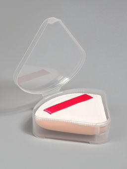 Спонж для макияжа, с держателем, d=5 см, в футляре, треугольный, бежевый